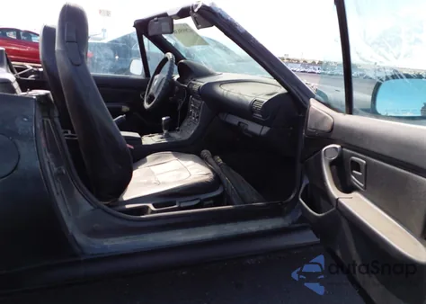 1997 BMW Z3 1.9L из США, поврежденный, VIN 4USCH7329VLB77239